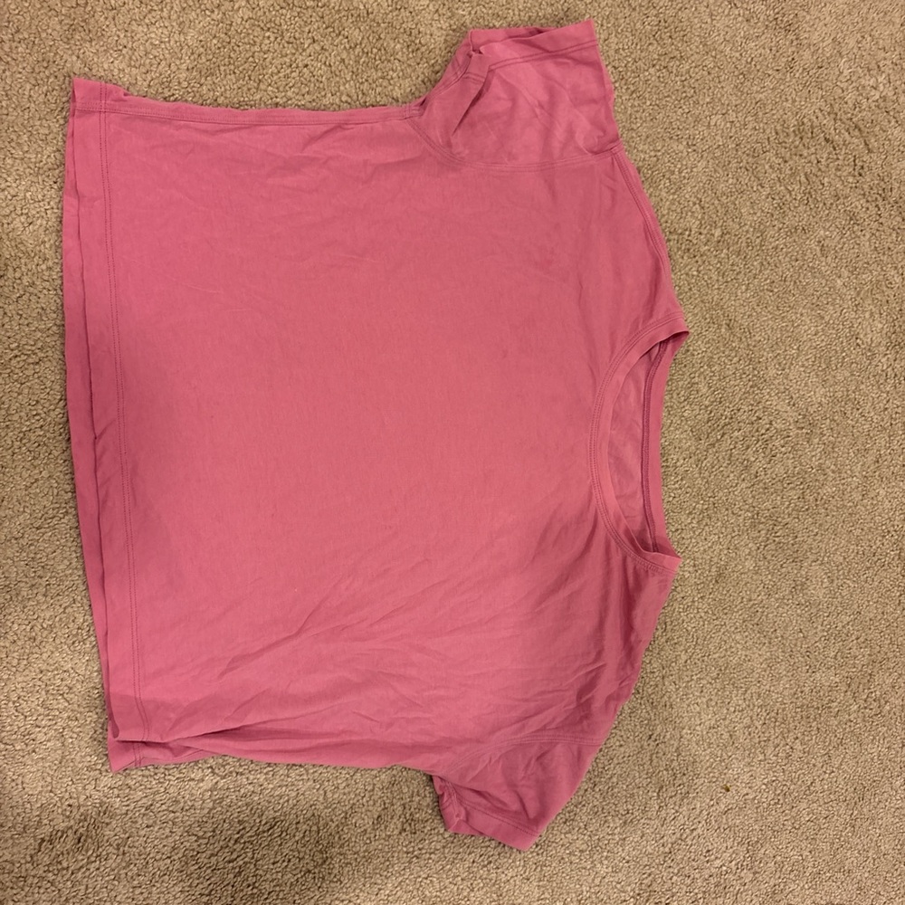lululemon crop tee